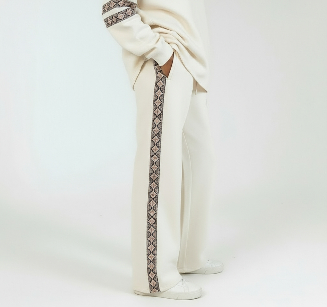 The Chill Jogger - Beige